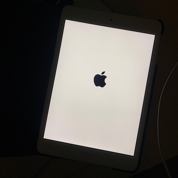 Apple iPad Mini 2 - Picture 2 of 4